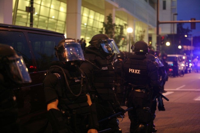 Anti-Gunners Urge Citizens to Call 911 and SWAT Lawful Carriers