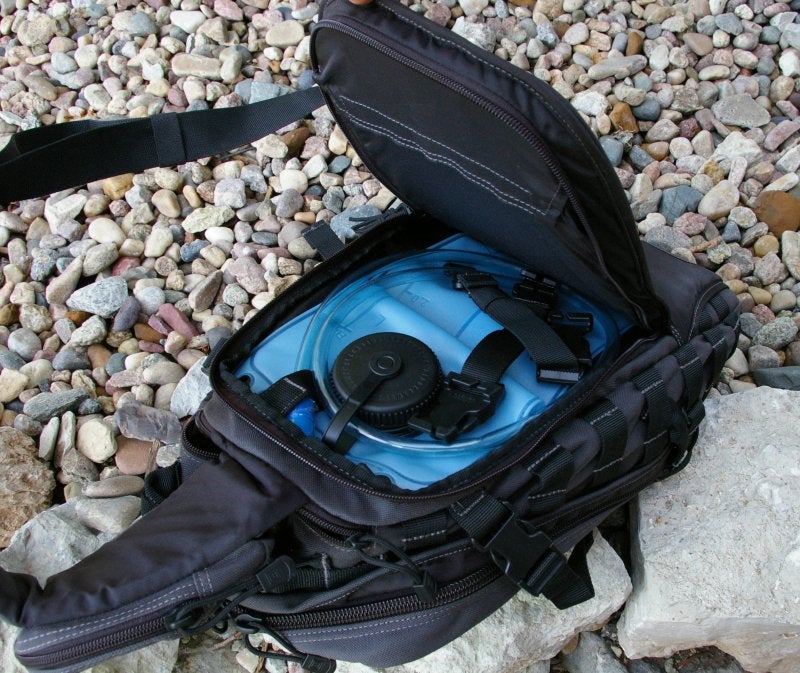 5.11 moab 10 hydration bladder best sale