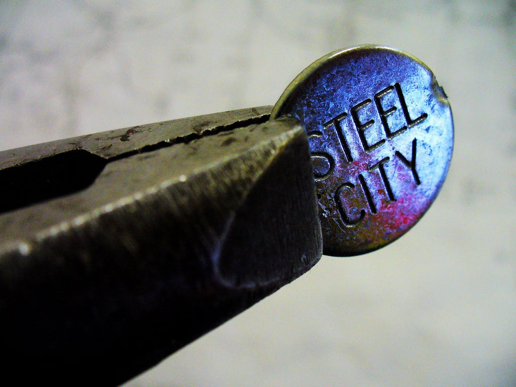 How to Choose a Knife Steel How to Choose a Knife Steel