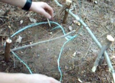 VIDEO: Build Your Own Spring Snare Trap 