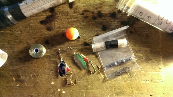 An Unconventional and Compact Fishing Kit 