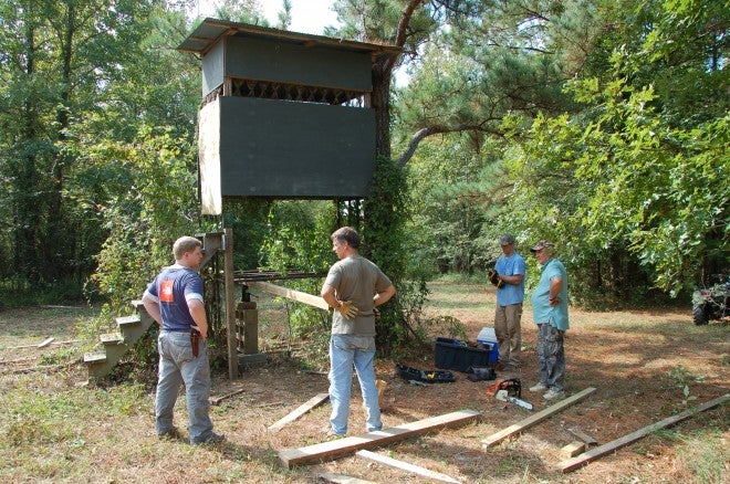 Hunting Camp Work – Refreshing Stands