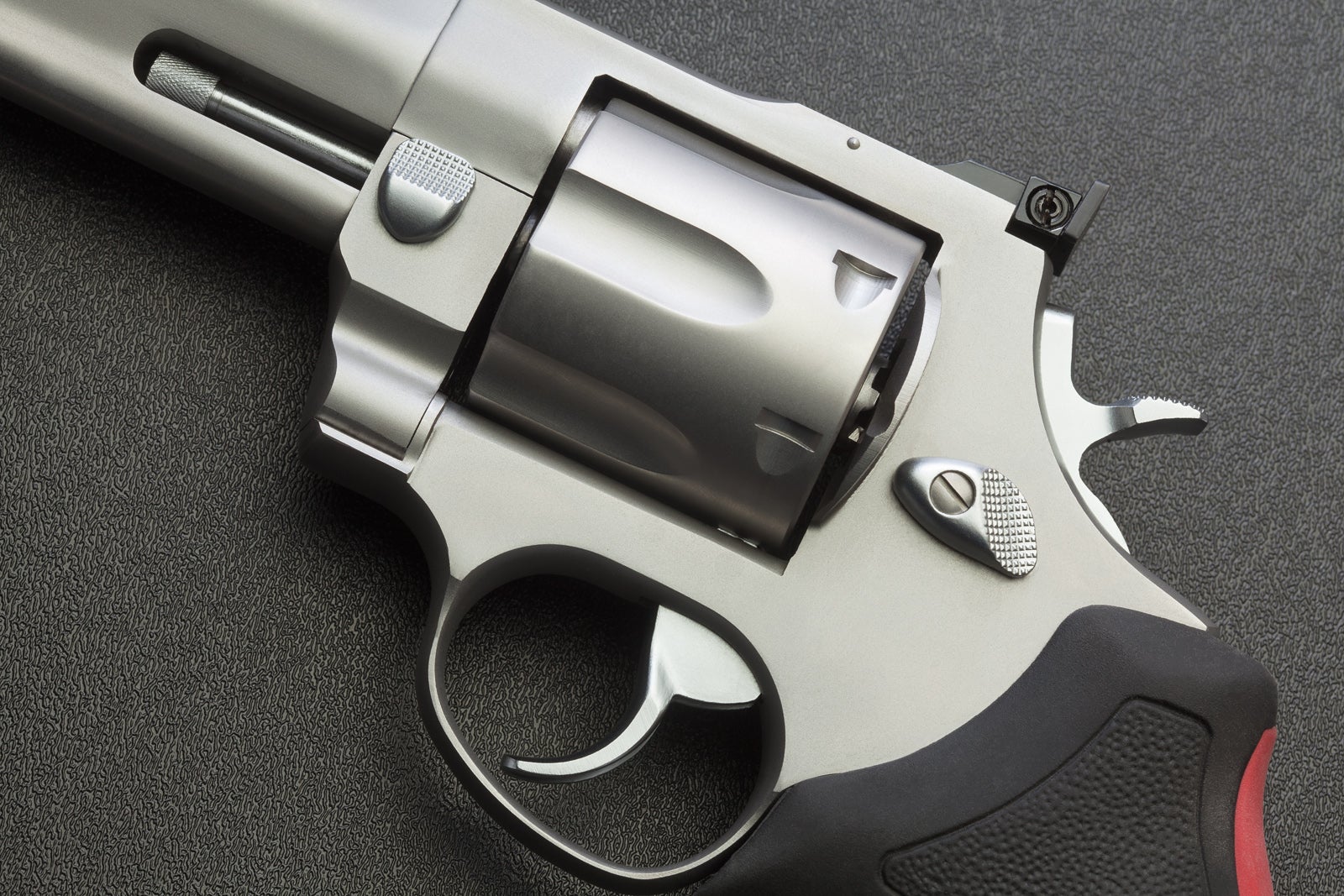 Taurus Raging Bull 44 Magnum - AllOutdoor.com