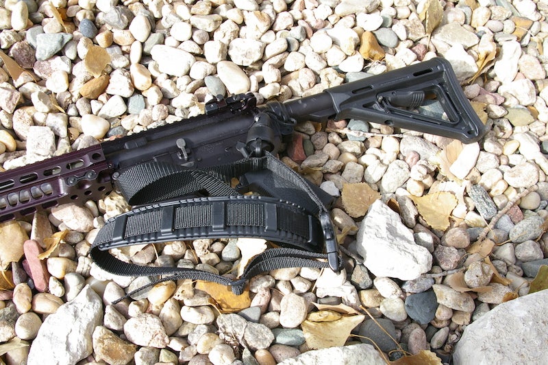 Review: Rogers Single Point M4 AR15 Rifle Harness Kit Review: Rogers Single Point M4 AR15 Rifle Harness Kit
