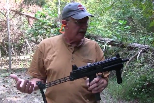 Video: How NOT to Clear Malfunctions From a Machinegun
