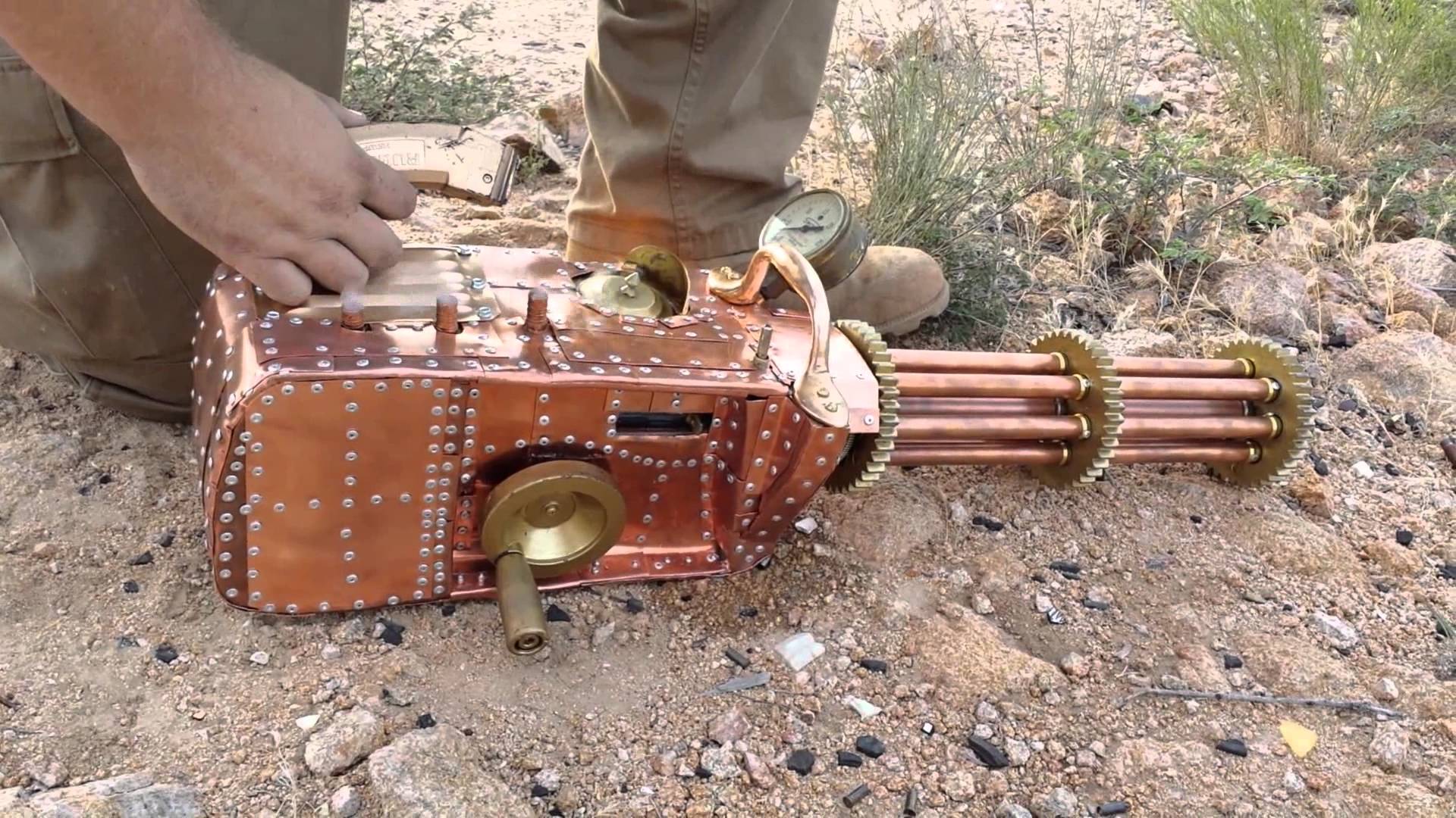 Video: A Steampunk Gatling Gun – That Works Video: A Steampunk Gatling Gun – That Works