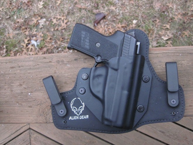 Review: Alien Gear Cloak Tuck 2.0 Holster