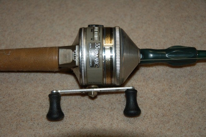 VINTAGE ZEBCO ONE CLASSIC FEATHERTOUCH REEL W/CAST CONT