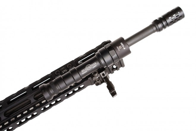 Surefire_scout_light_5131web