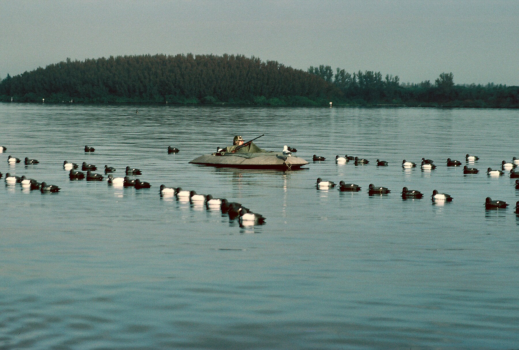 Layout Boats are the Ultimate for Waterfowling ...