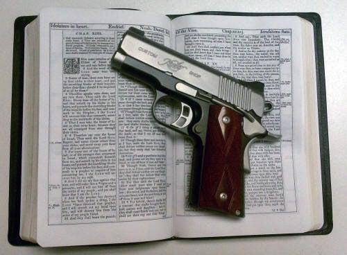 Gun-Wielding Pastor Won’t Face Charges