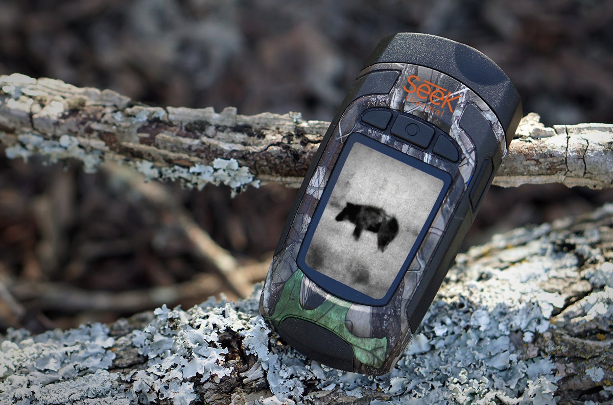 Seek Thermal’s New Seek RevealXR Long-Range Thermal Cam & Flashlight – SHOT Show 2016 Seek Thermal’s New Seek RevealXR Long-Range Thermal Cam & Flashlight – SHOT Show 2016