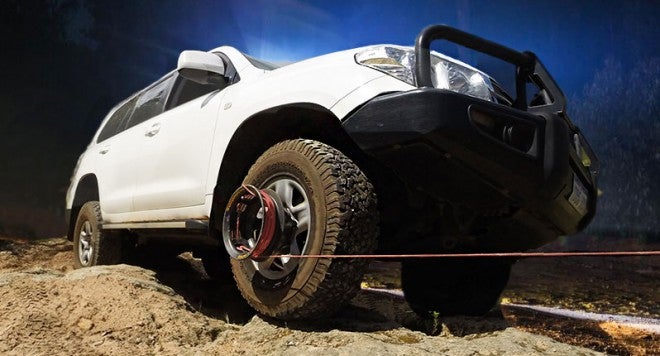 This Winch is Powered by Your Vehicle’s Wheels (Video)