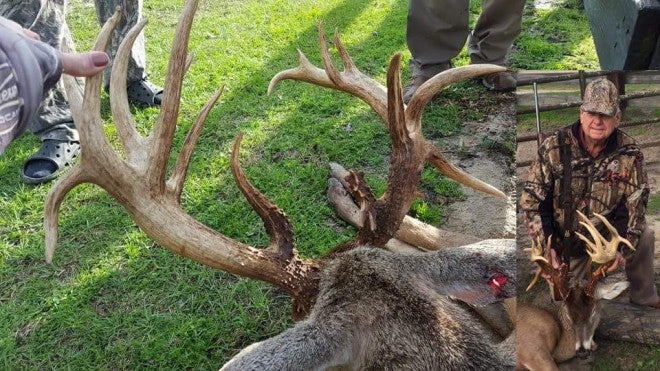 This 22-point Whitetail Buck is Trashy – For Real