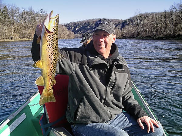 Summer Fishing Hot Spot: White River, Arkansas: Brown/Rainbow Trout