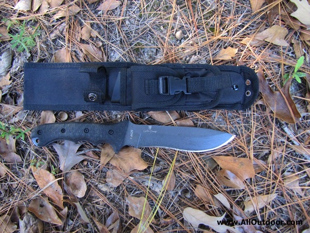 Schrade SCHF9 survival knife