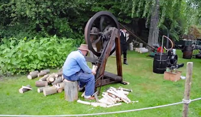 Watch: Old School & Dangerous Wood Splitting Machines