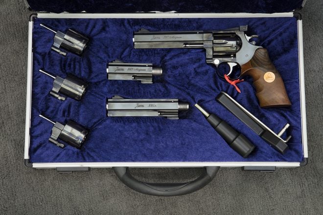 janz_revolver_kit_d6a1066