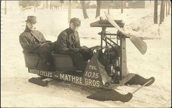 old-snow-machines-10