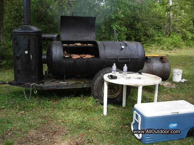 Preppers: Good Food Forms a Group