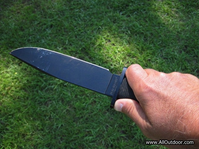 Are Large Survival Knives Overrated?