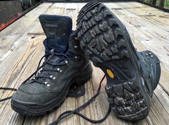 lowa renegade gtx weight