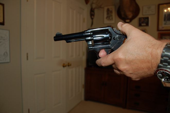 Cocking Handguns With a Bum Thumb