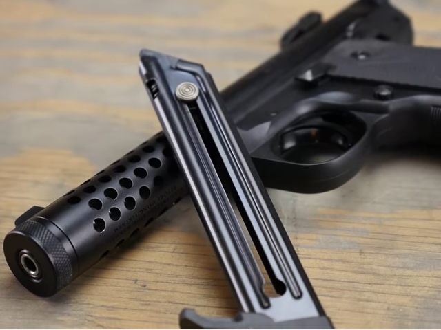 Watch: Ruger Mark IV 22/45 LITE