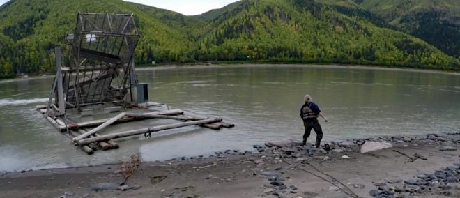 Watch: Stan Zuray Pulling a Fish Wheel From the Yukon River