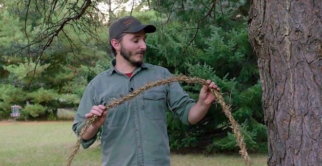 Watch: Improved Method for Making DIY Grass Rope
