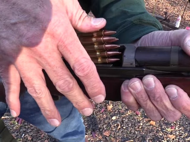 Watch: How To Avoid Garand Thumb