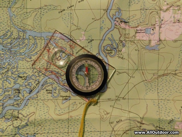 Finding bearing with TOP map and map compass