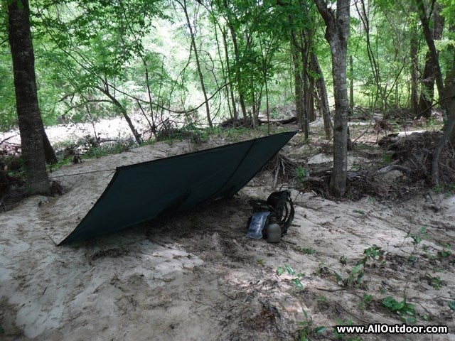 Poncho shelter