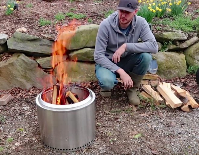 Watch: Most-Advanced Back Yard Fire Pit?