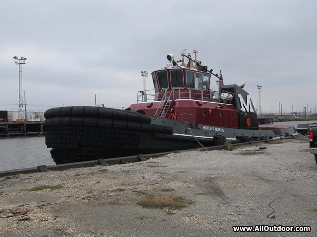 Tugboat in Port Arthur Texas