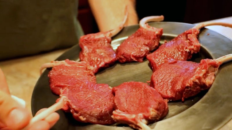 How to Butcher Bone-in Venison Chops How to Butcher Bone-in Venison Chops