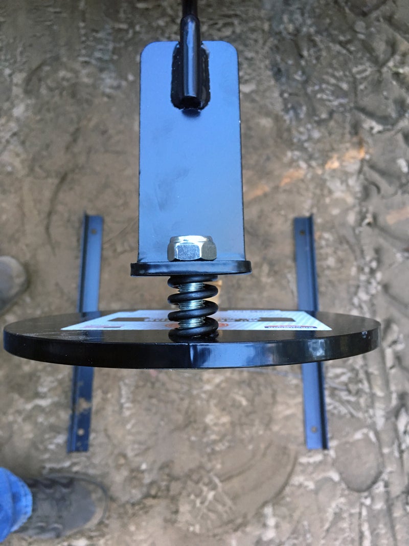 Birchwood Casey 2-in-1 Steel Gong Hanger top view with steel gong.