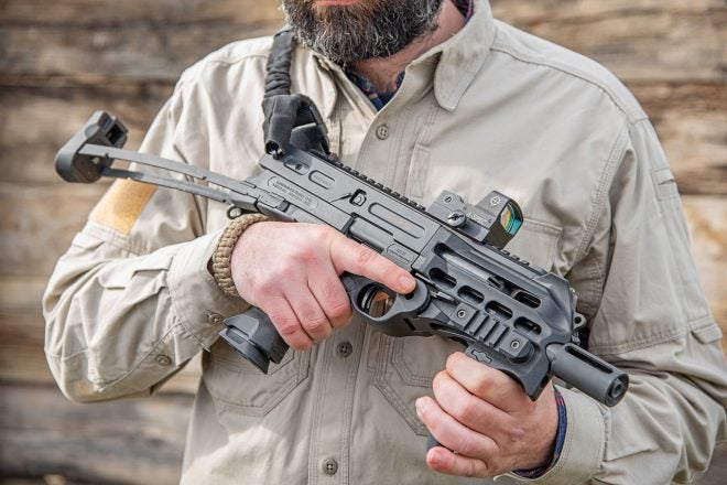 (IWA 2019) Chiappa Black Rhino CBR-9 9mm PDW