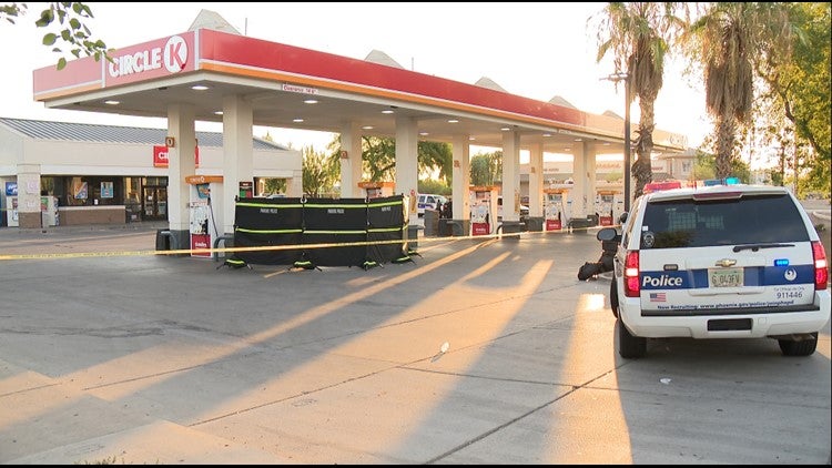 19-Year-Old Shoots, Kills Would-be Carjacker 19-Year-Old Shoots, Kills Would-be Carjacker