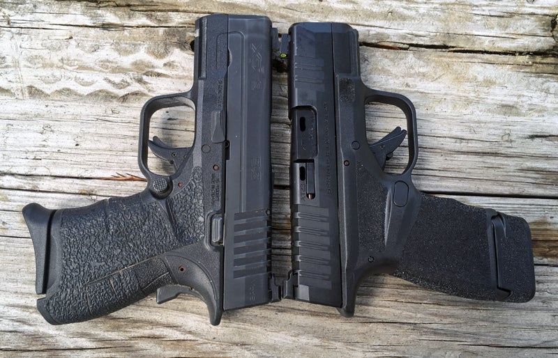 Springfield Armory XD-S Mod.2 3.3 left, Hellcat right. (Photo © Russ Chastain)