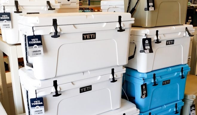 Coolers Buyer Guide – Top 10 Coolers for Hunters