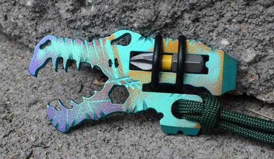 Jurassic Croc Slim pocket multi-tool. (Image © Vice Anvil Tactical)