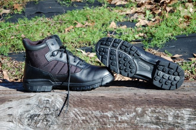 Trekking in Bates’ Tactical Sport Boot