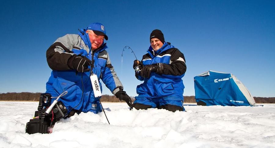 Keep Your Feet Warm with a Pair of Ice Fishing Boots 