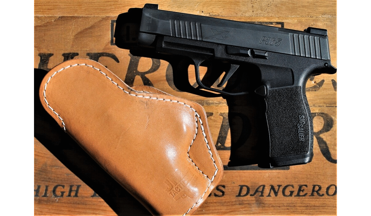 The SIG Sauer P365XL and the JM4 Tactical Holster The SIG Sauer P365XL and the JM4 Tactical Holster