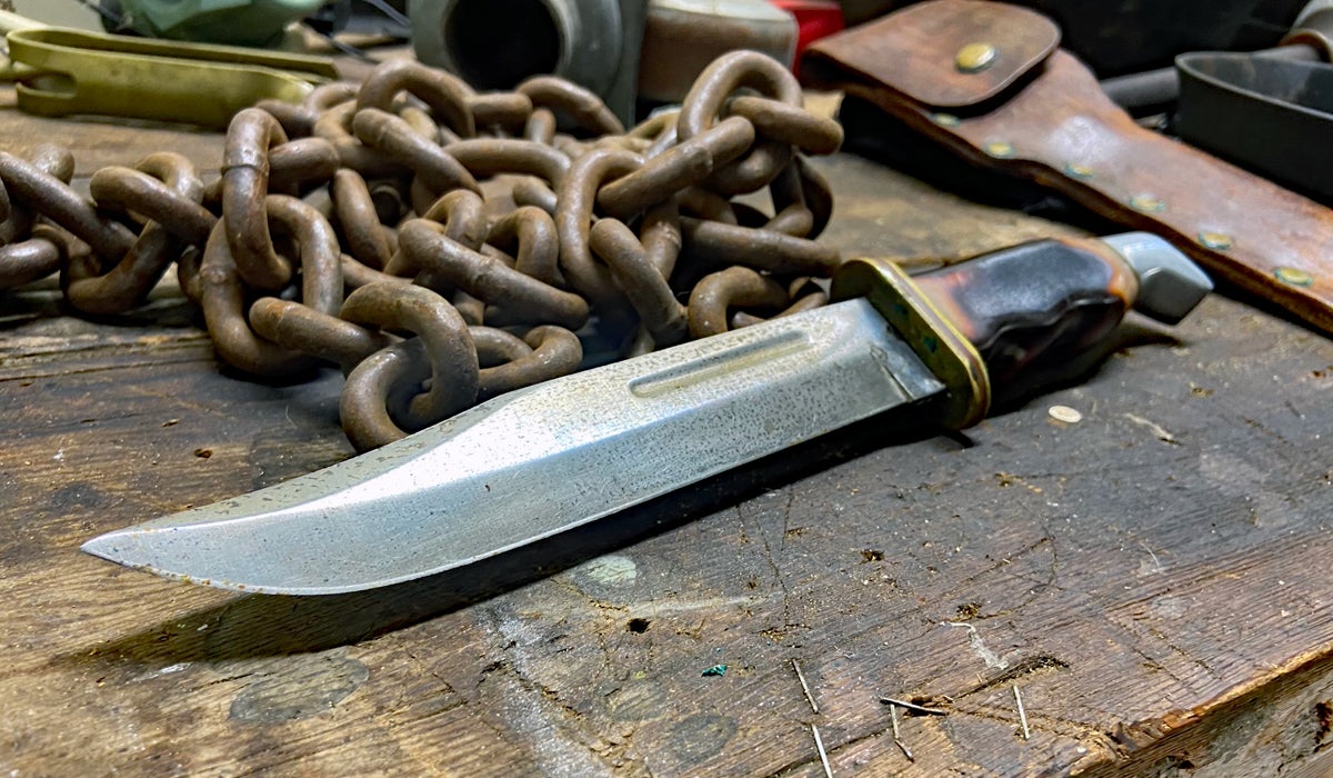 Classic Blade: Craftsman Bowie Knife Made by Schrade Classic Blade: Craftsman Bowie Knife Made by Schrade