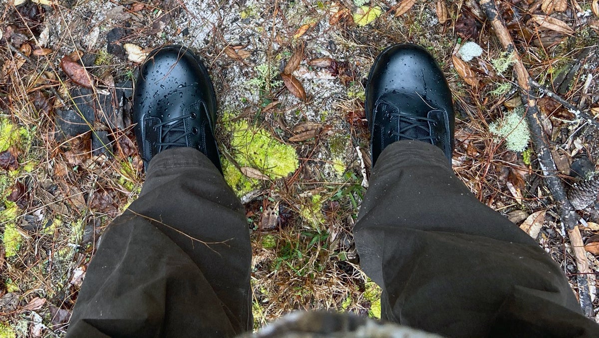 New boots. (Photo © Russ Chastain)