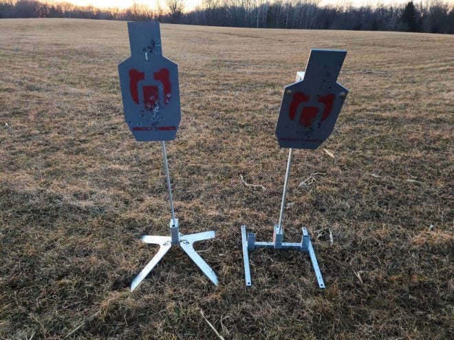 Grizzly Targets AR500 Steel Face-Off: IPSC Reactive vs Center Hang
