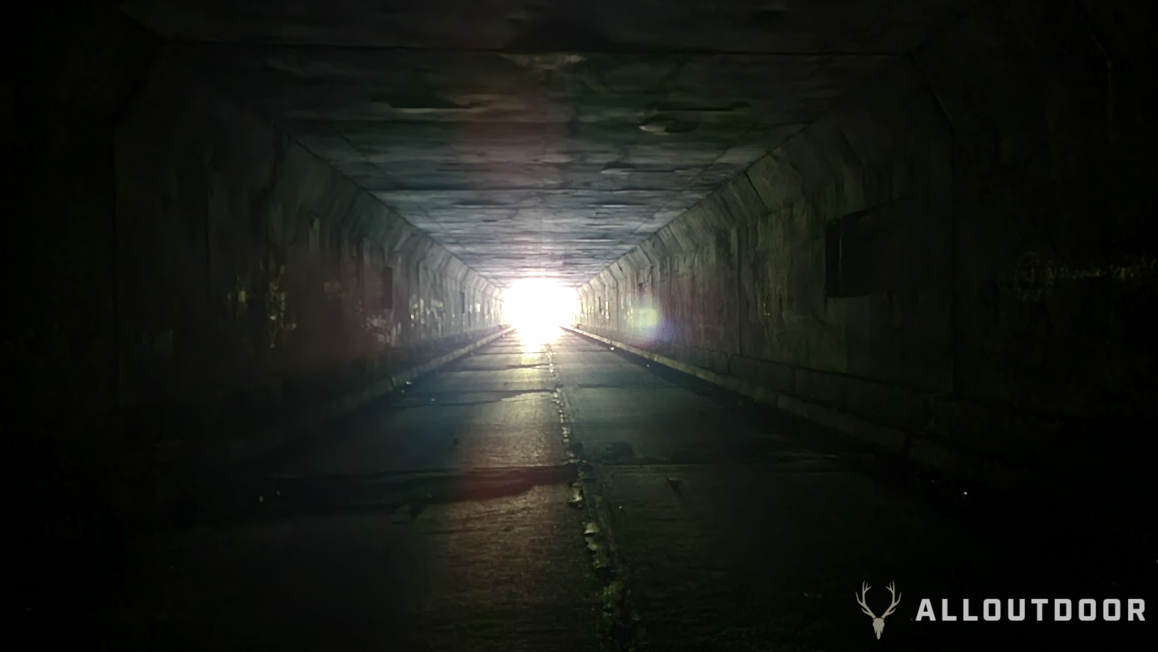 AO Review: Exploring the Apocalyptic Abandoned Pennsylvania Turnpike