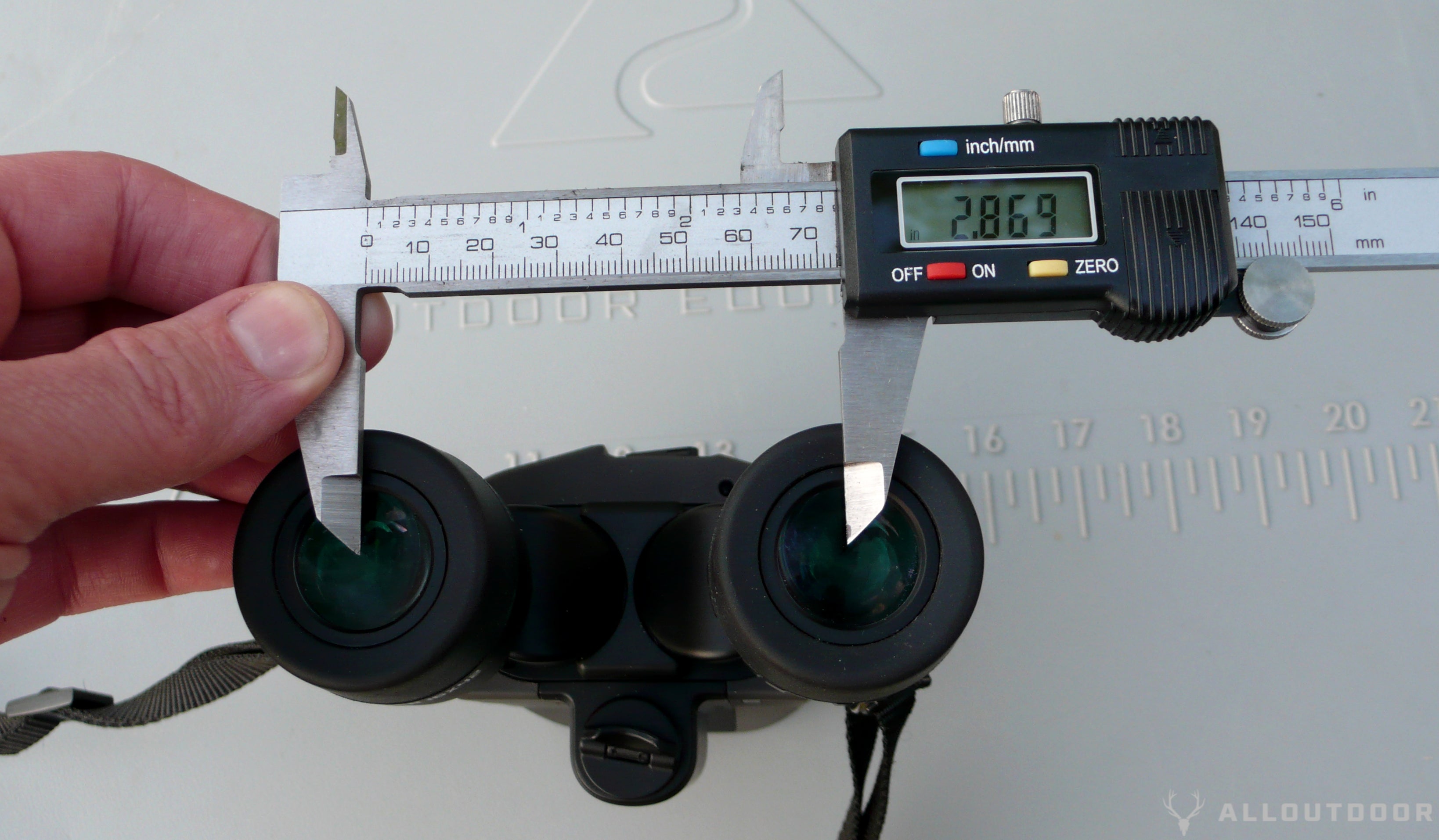 Image stabilized binoculars SIG Zulu6